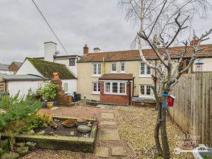 Rear- click for photo gallery